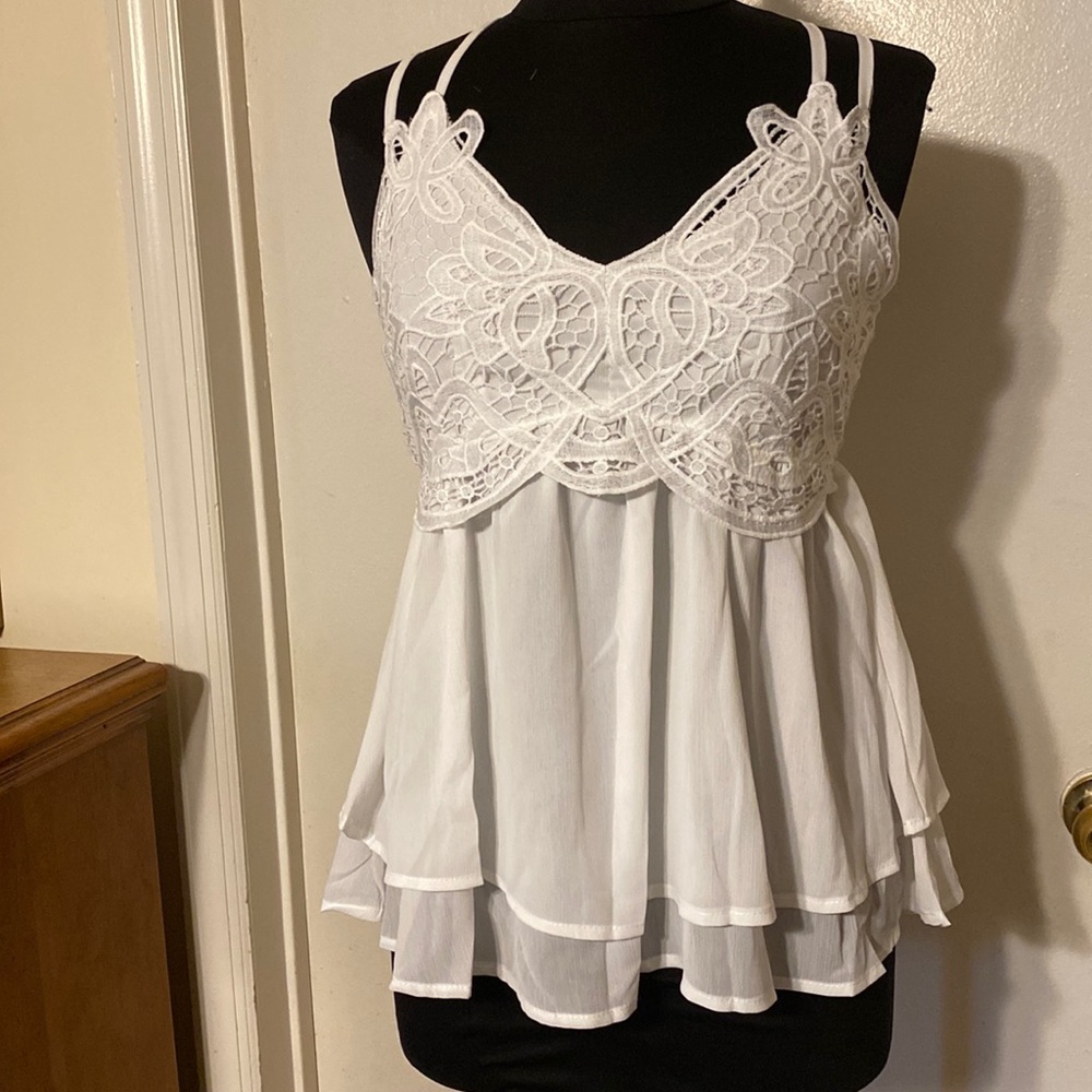 NWT feager crochet  lace camisole size M